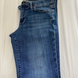 Lucky Brand Sweet Straight  Leg Jeans